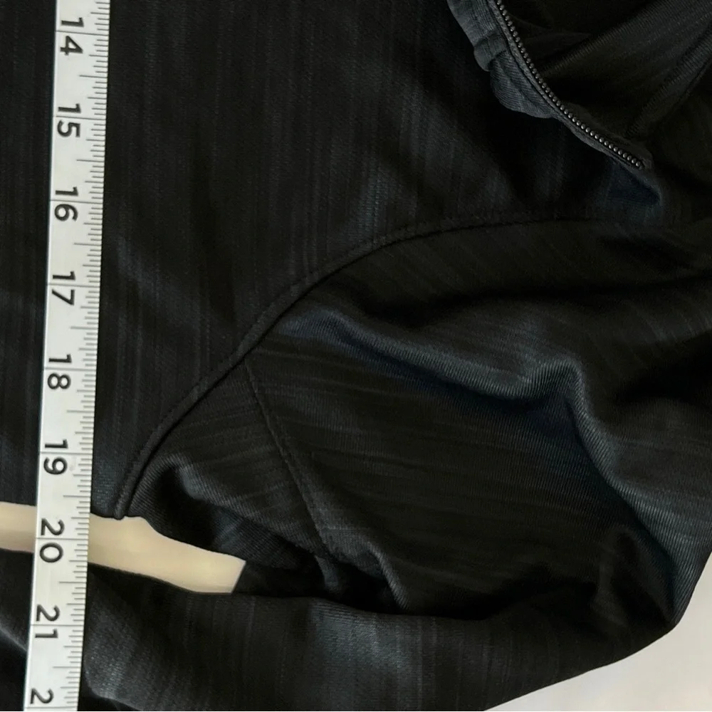NIKE Dri Fit dark Gray Zip Up Long Sleeve Running Jacket